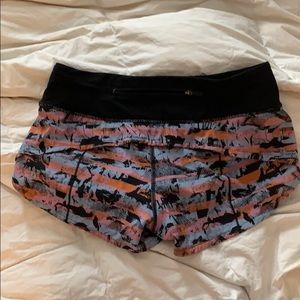 LULULEMON speed short 2.5” size 4